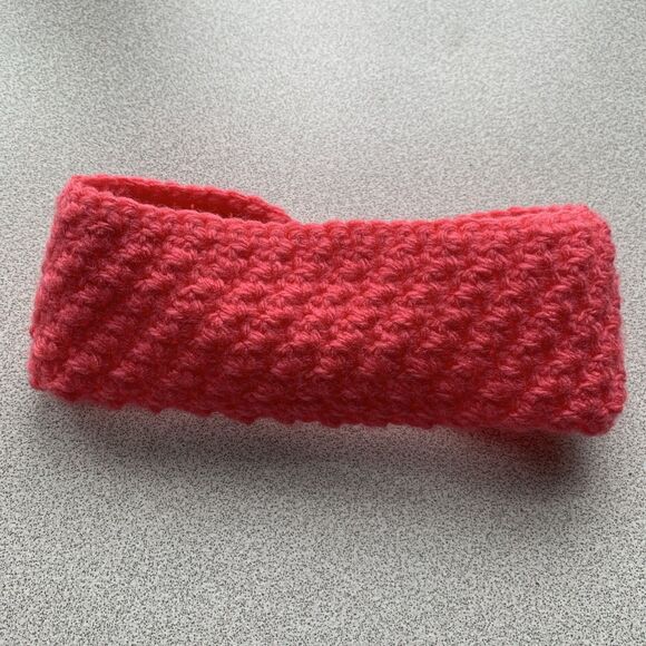 New Hand Crochet Baby Hat Headband And Booties Set Dk Pink 0-3 Months - Picture 7 of 10